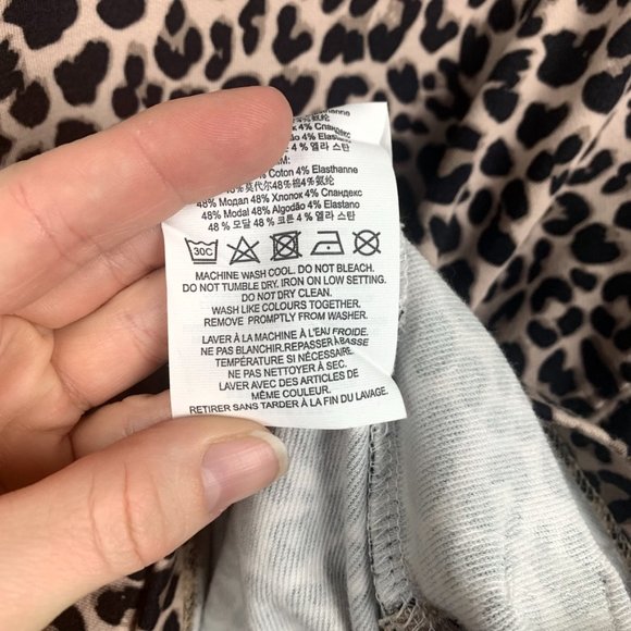 Varley | Milldale Long Sleeve Leopard Print Open Back Pullover - Picture 7 of 7